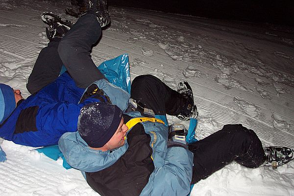 Olli und Klaus rutschen sich in die Quere.